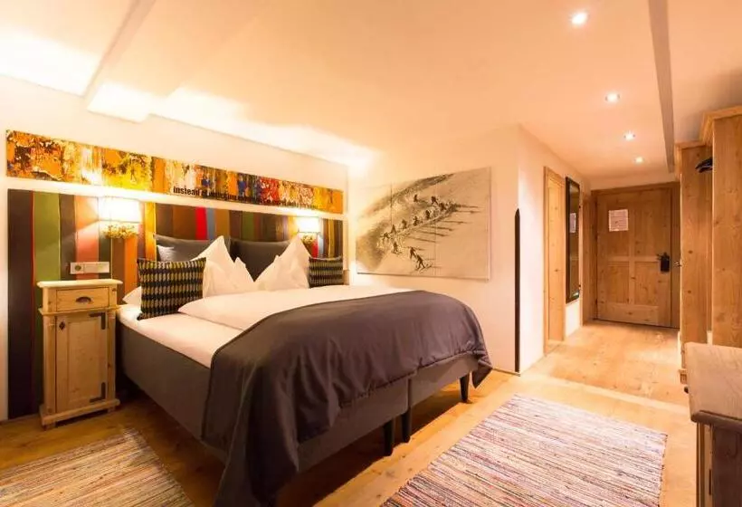 Fotos del hotel Raffl's St. Antoner Hof:  8