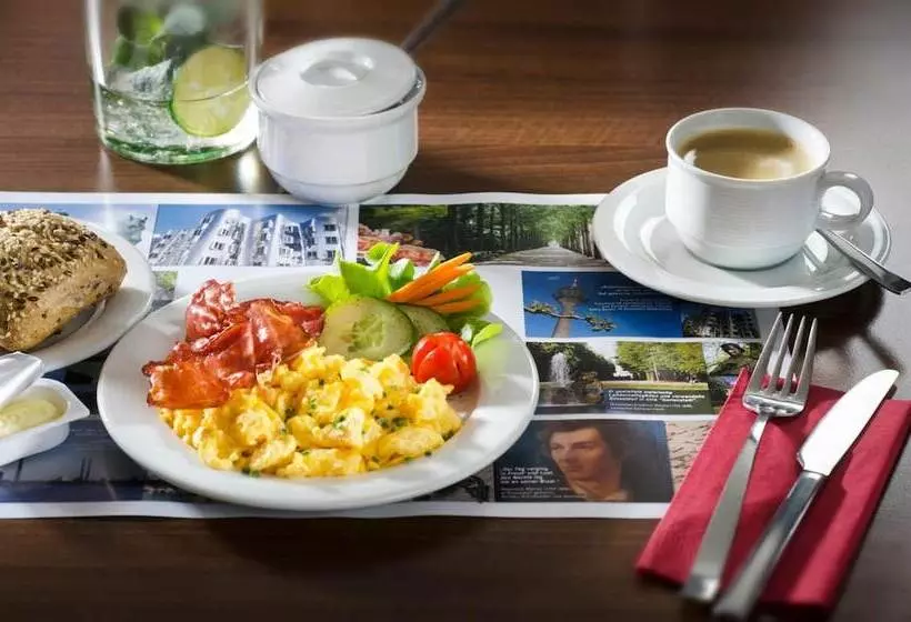 Fotos del hotel Am Hofgarten:  15