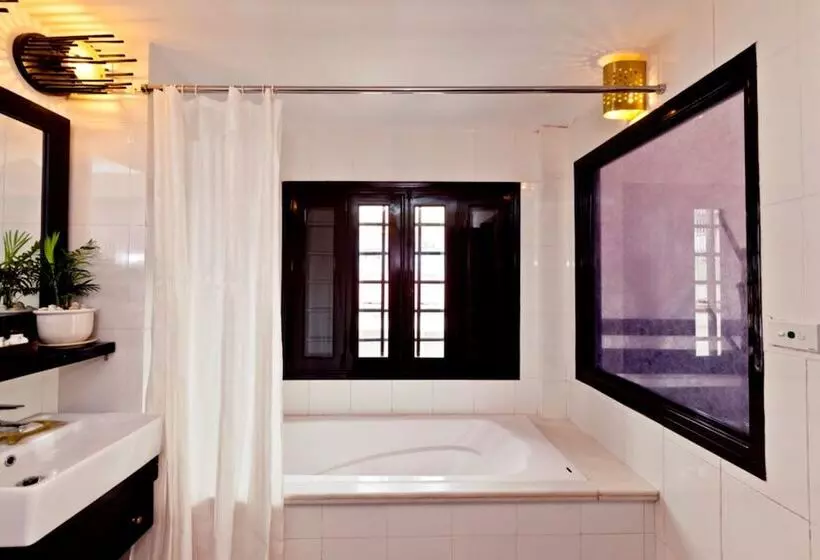 Fotos del hotel Cinnamon:  14