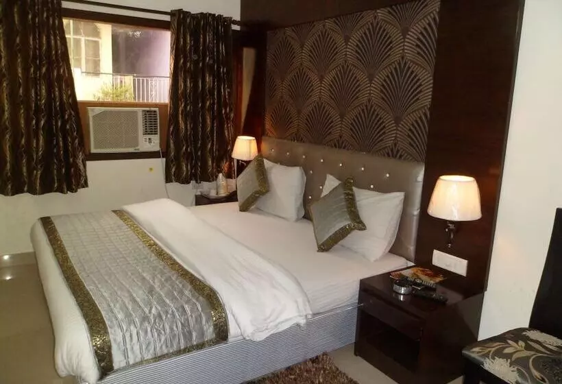 Fotos del hotel Arjun:  5