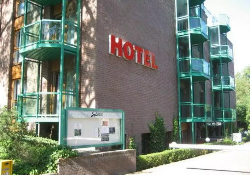 Solitaire  & Boardinghouse Berlin