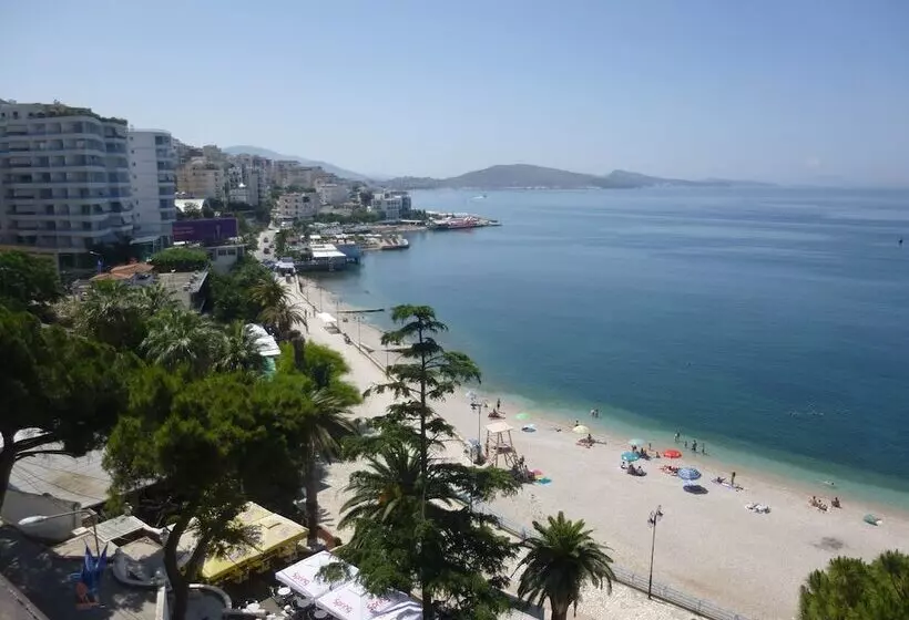 Fotos del hotel Il Conte Di Monte Cristo:  6