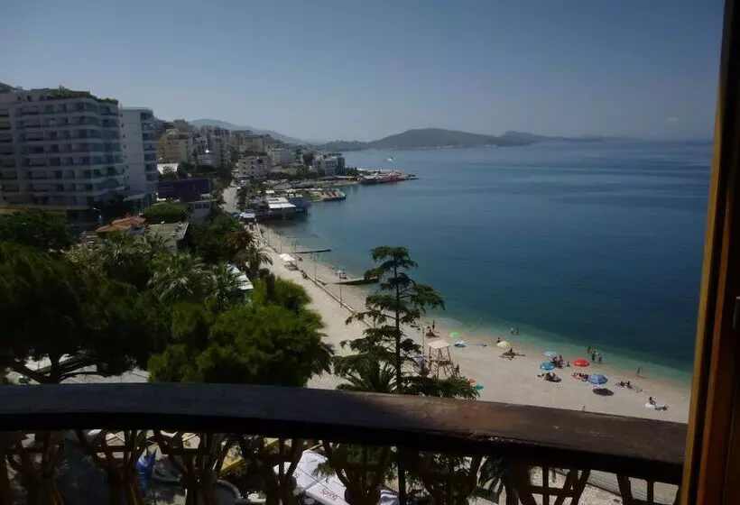 Fotos del hotel Il Conte Di Monte Cristo:  10