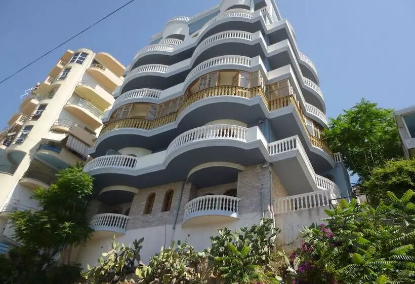 Fotos del hotel Il Conte Di Monte Cristo:  5