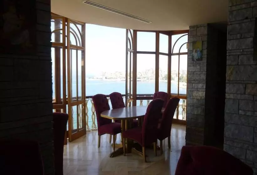 Fotos del hotel Il Conte Di Monte Cristo:  13