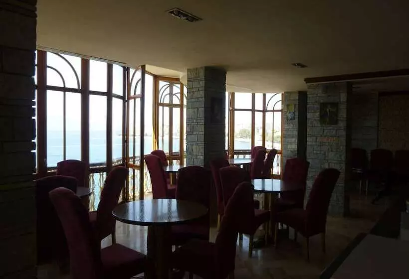 Fotos del hotel Il Conte Di Monte Cristo:  2
