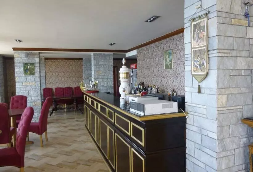 Fotos del hotel Il Conte Di Monte Cristo:  3