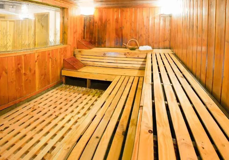 Fotos del hotel Kingdom:  2