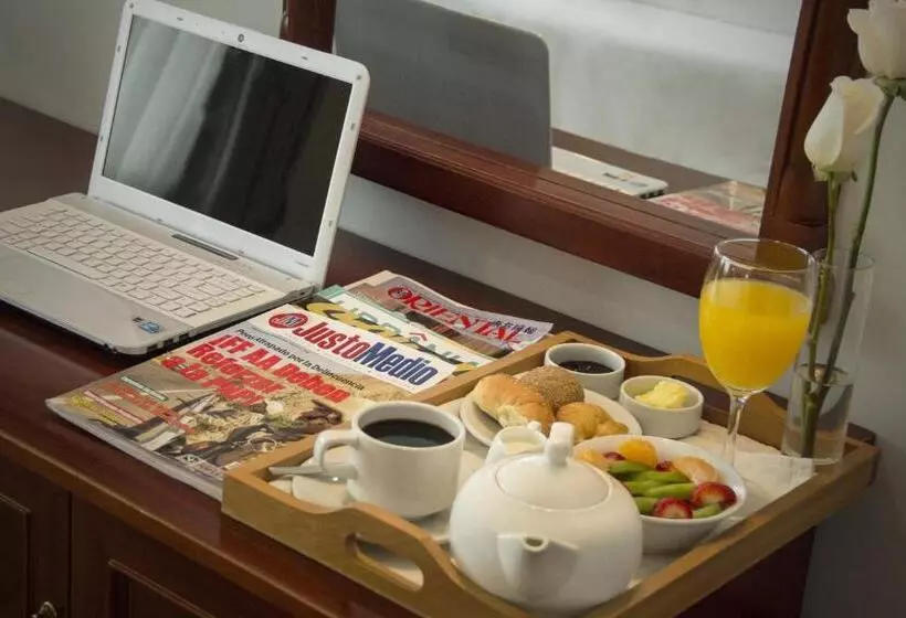 Fotos del hotel Kingdom:  24