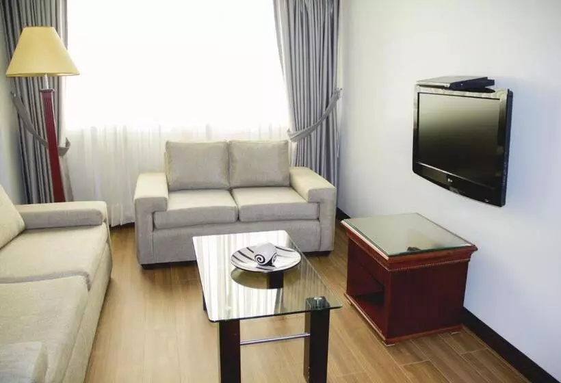 Fotos del hotel Kingdom:  25