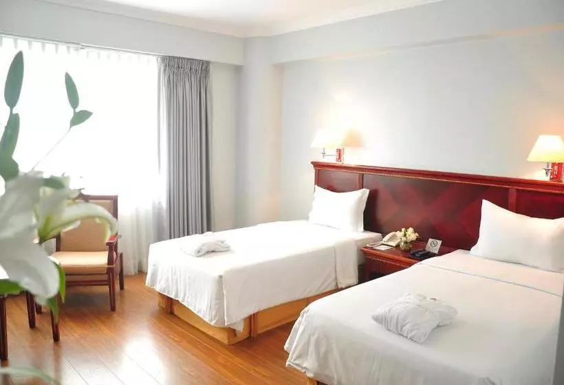 Fotos del hotel Kingdom:  16