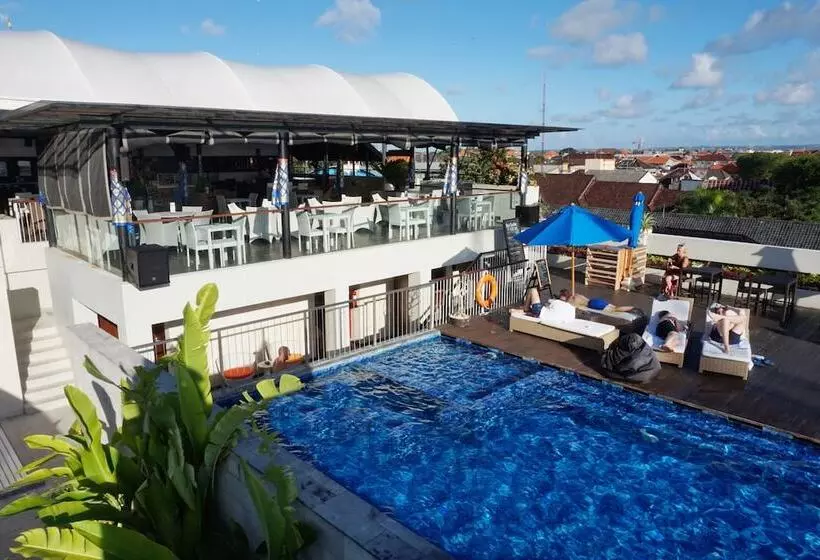 Fotos del hotel J4 Hotels Legian:  5