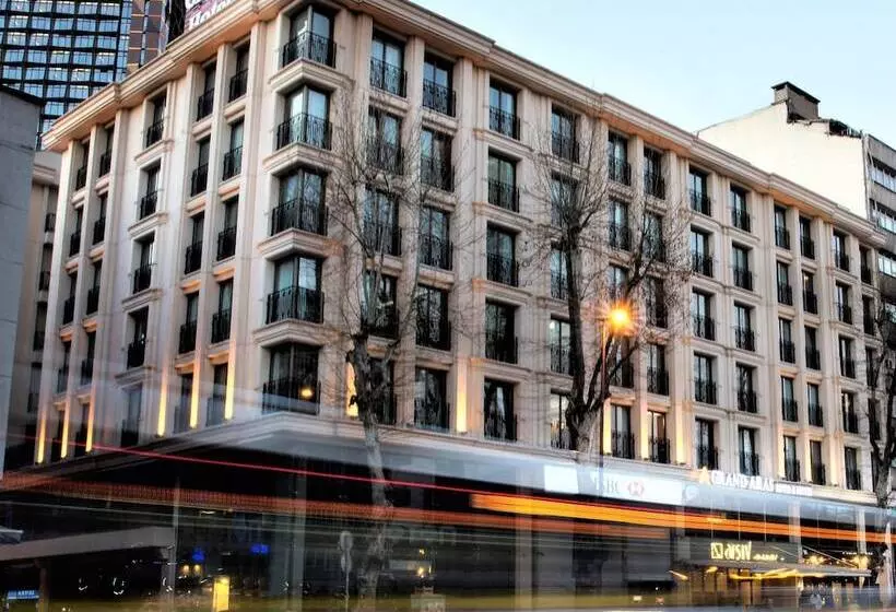 Fotos del hotel Grand Aras Hotel & Suites:  10