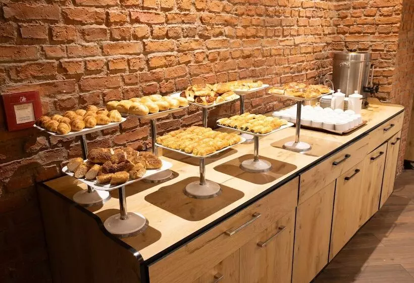 Fotos del hotel Grand Aras Hotel & Suites:  15