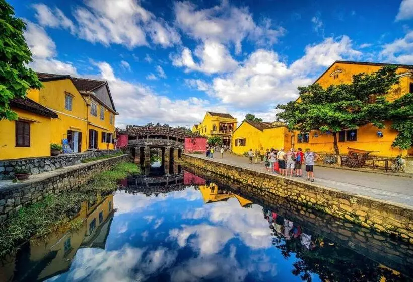 Fotos del hotel Riverside Bamboo Resort:  10