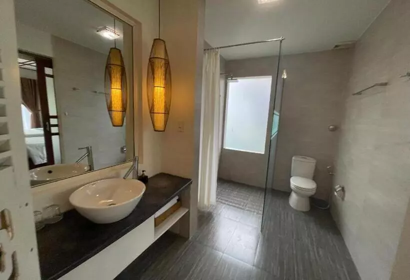 Fotos del hotel Riverside Bamboo Resort:  12