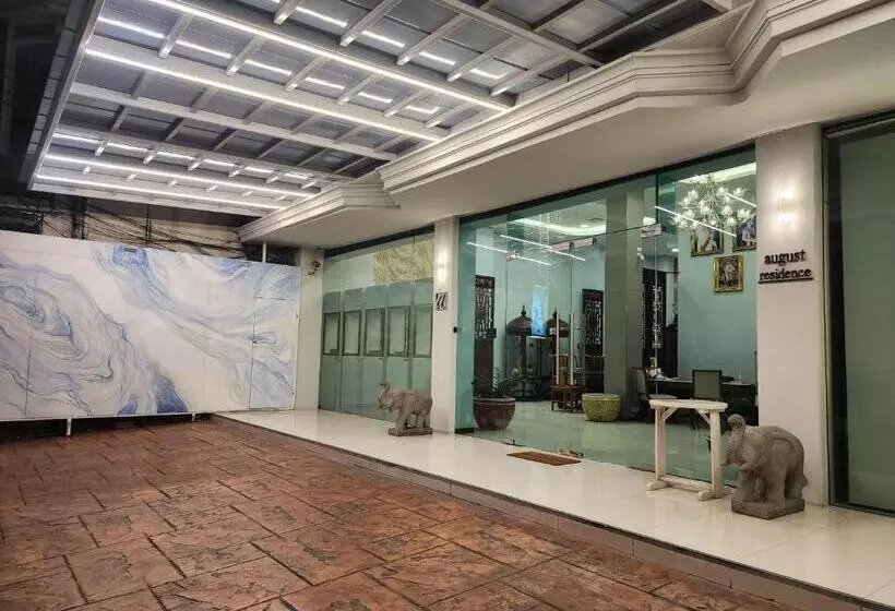 Fotos del hotel August Residence:  4