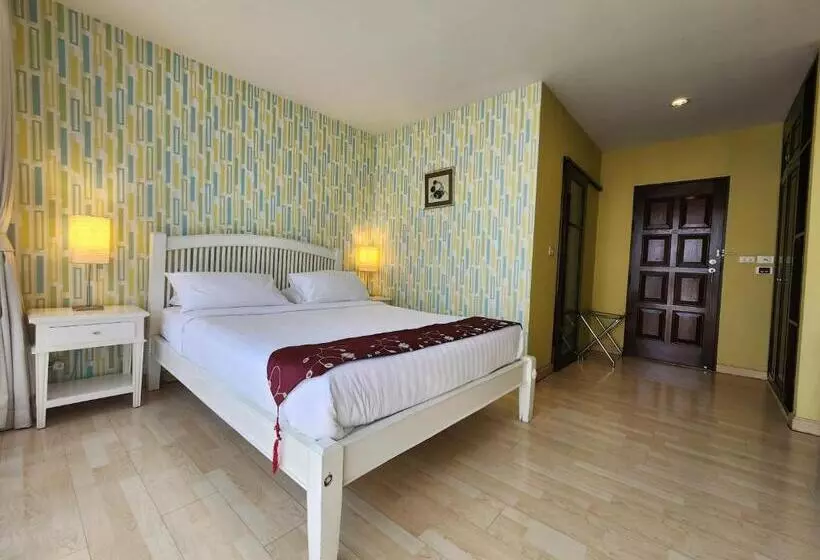 Fotos del hotel August Residence:  2