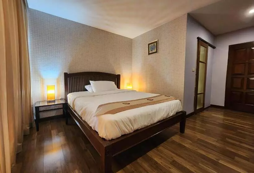 Fotos del hotel August Residence:  16