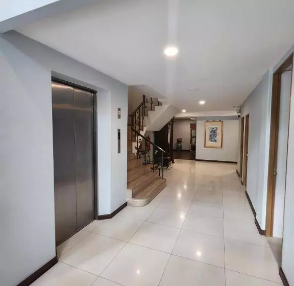 Fotos del hotel August Residence:  10