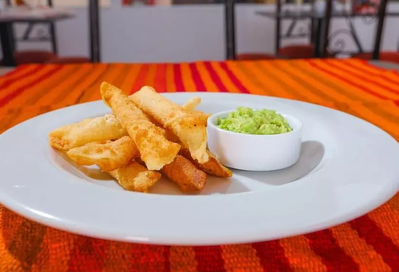 Fotos del hotel Koyllur:  8