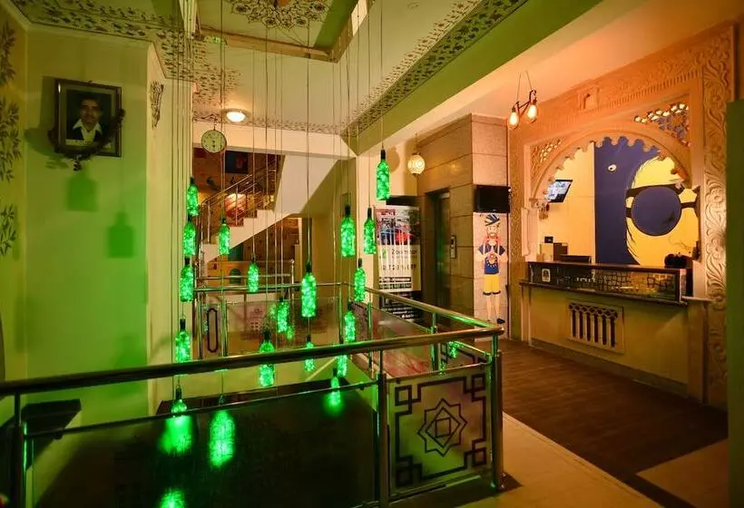 Fotos del hotel Ramsingh Palace:  3