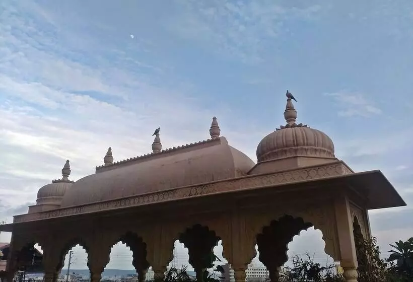 Fotos del hotel Ramsingh Palace:  9