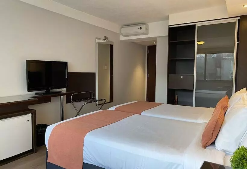 Fotos del hotel Crystal Tower:  24