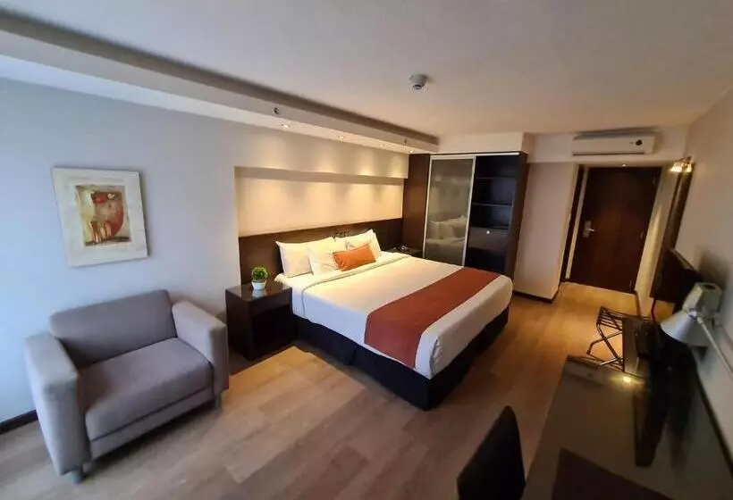 Fotos del hotel Crystal Tower:  11