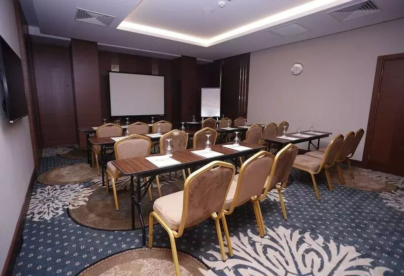 Fotos del hotel Holiday Inn Ankara - Cukurambar, An Ihg:  11