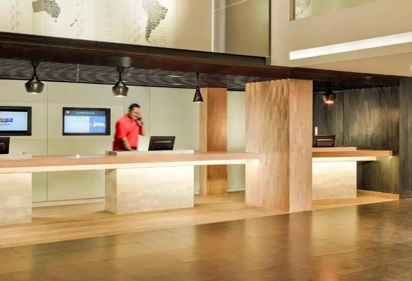 Fotos del hotel Ibis Gading Serpong:  10