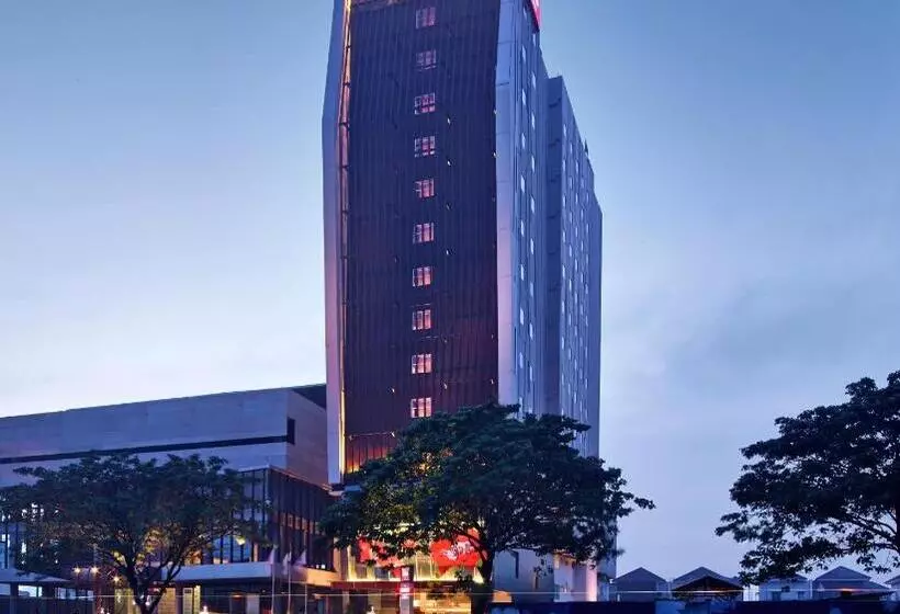 Ibis Gading Serpong