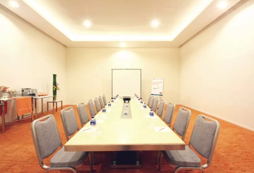 Fotos del hotel Harris Hotel & Convention Festival Citylink Bandung:  18