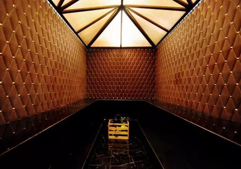 Fotos del hotel A&em 280 Le Thanh Ton  & Spa:  2