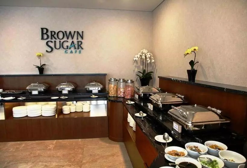 Fotos del hotel California Bandung:  12