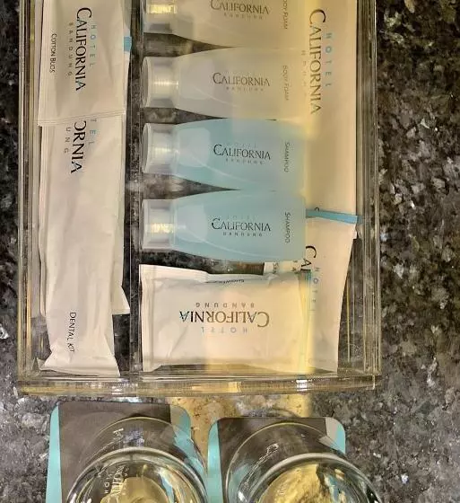 Fotos del hotel California Bandung:  9