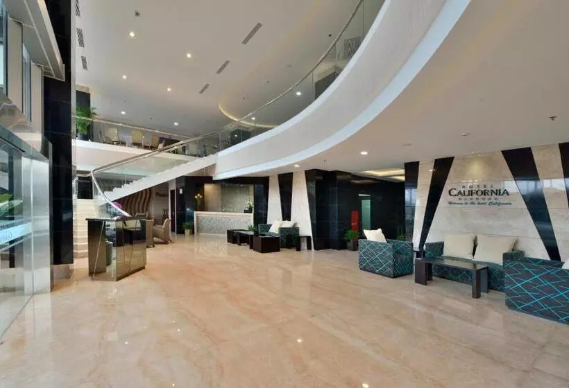 Fotos del hotel California Bandung:  3