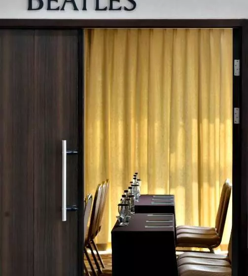 Fotos del hotel California Bandung:  24