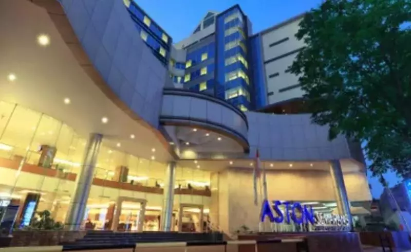 Fotos del hotel Golden City  And Convention Center:  9