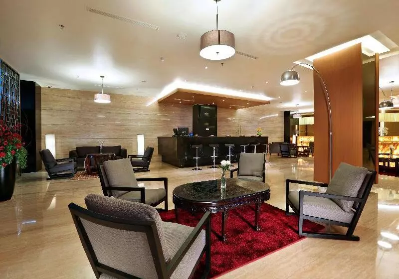 Fotos del hotel Golden City  And Convention Center:  4