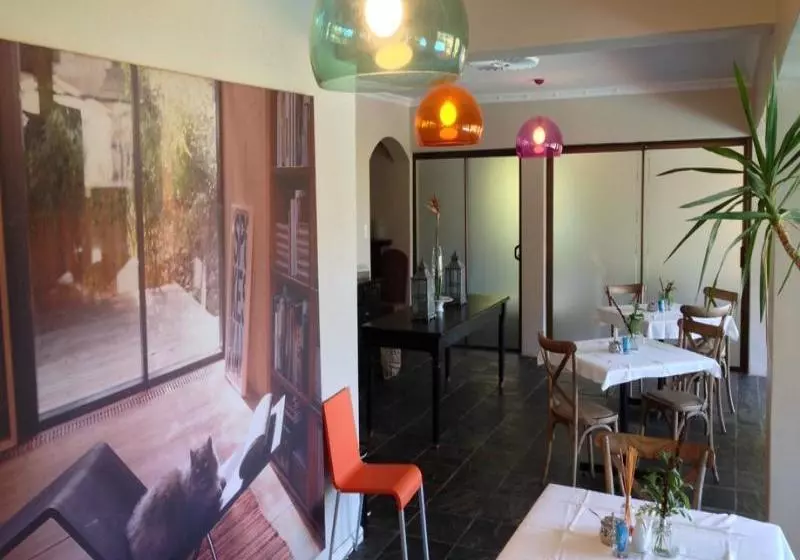 Fotos del hotel Helderberg Forest Lodge:  10