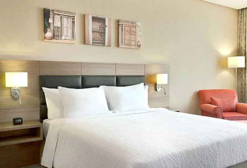 Fotos del hotel Hilton Garden Inn Tabuk:  2
