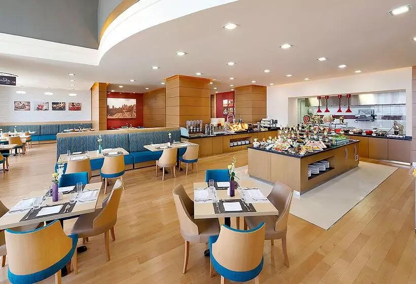 Fotos del hotel Hilton Garden Inn Tabuk:  22