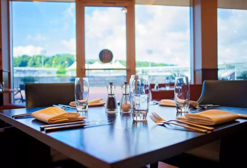 Fotos del hotel Hilton At The Ageas Bowl, Southampton:  17