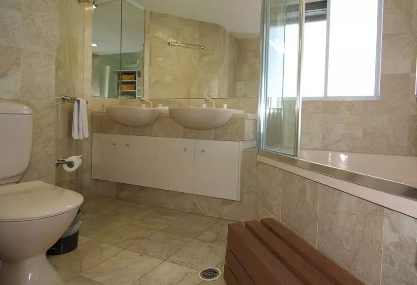 Fotos del hotel Surfers Mayfair:  8