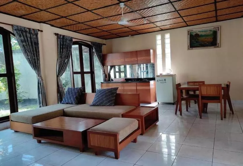 Fotos del hotel Villa Puri Royan:  13