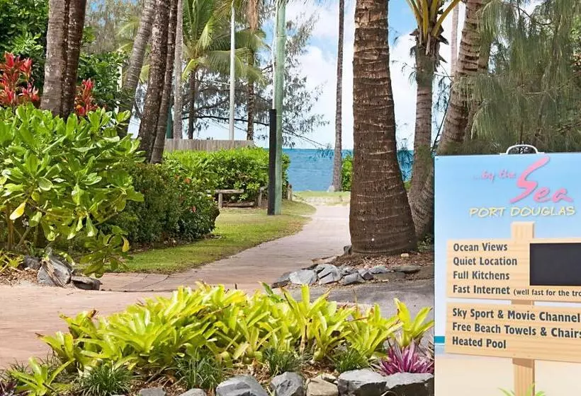 Fotos del hotel By The Sea Port Douglas:  23