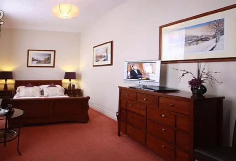 Galtres Lodge  & Restaurant