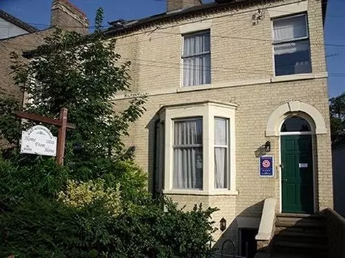 Fotos del hotel Home From Home Guest House:  3