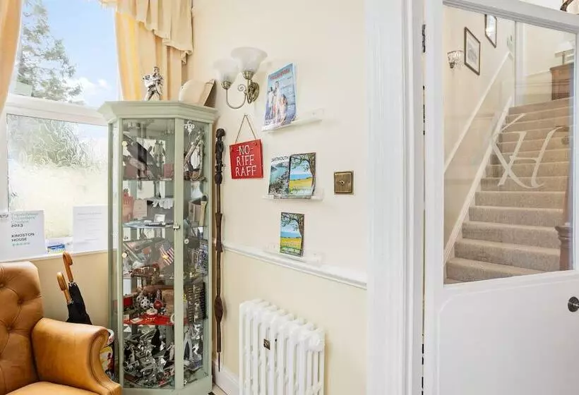 Fotos del hotel Kingston House:  2